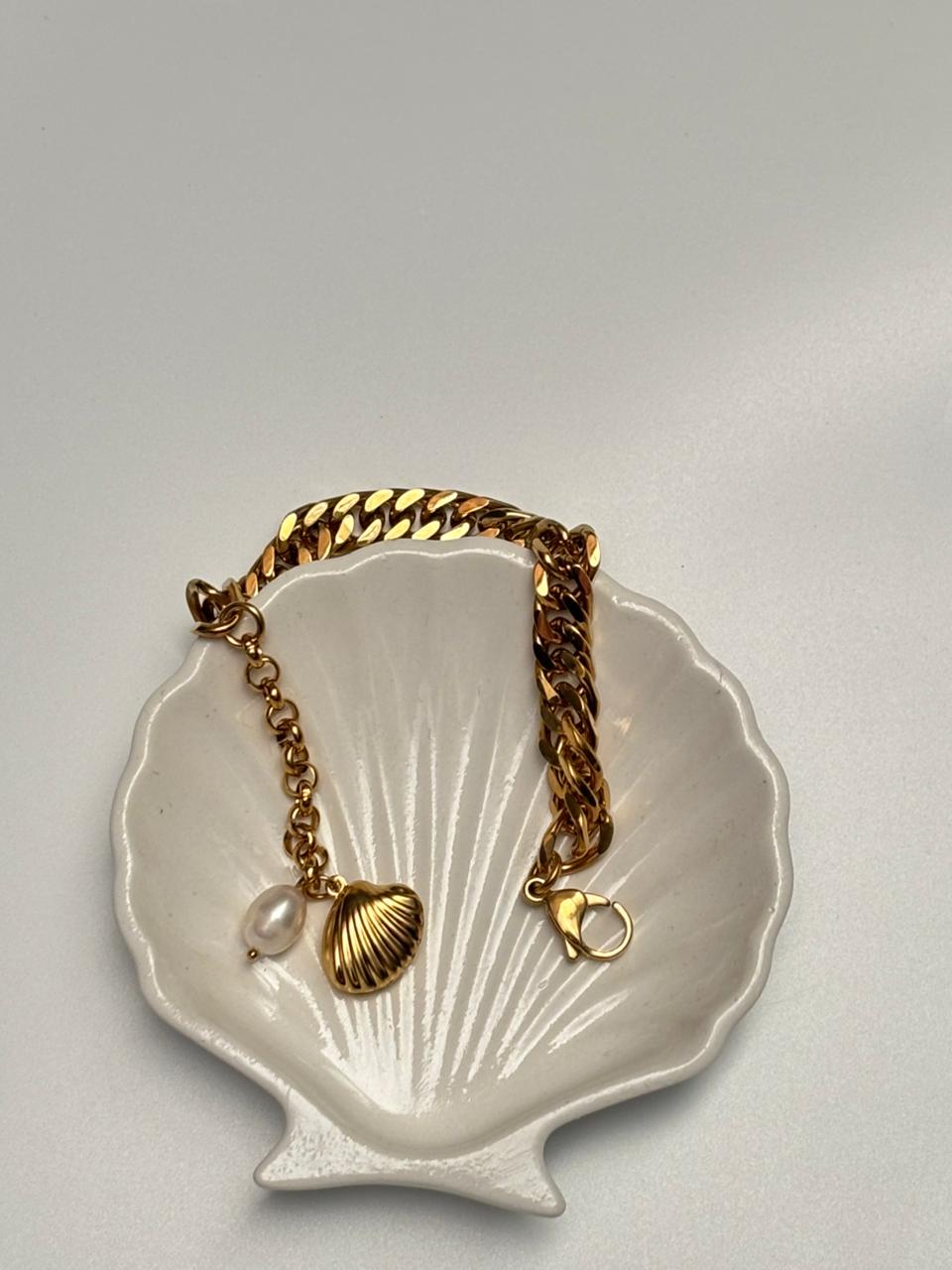 Sea charm bracelet