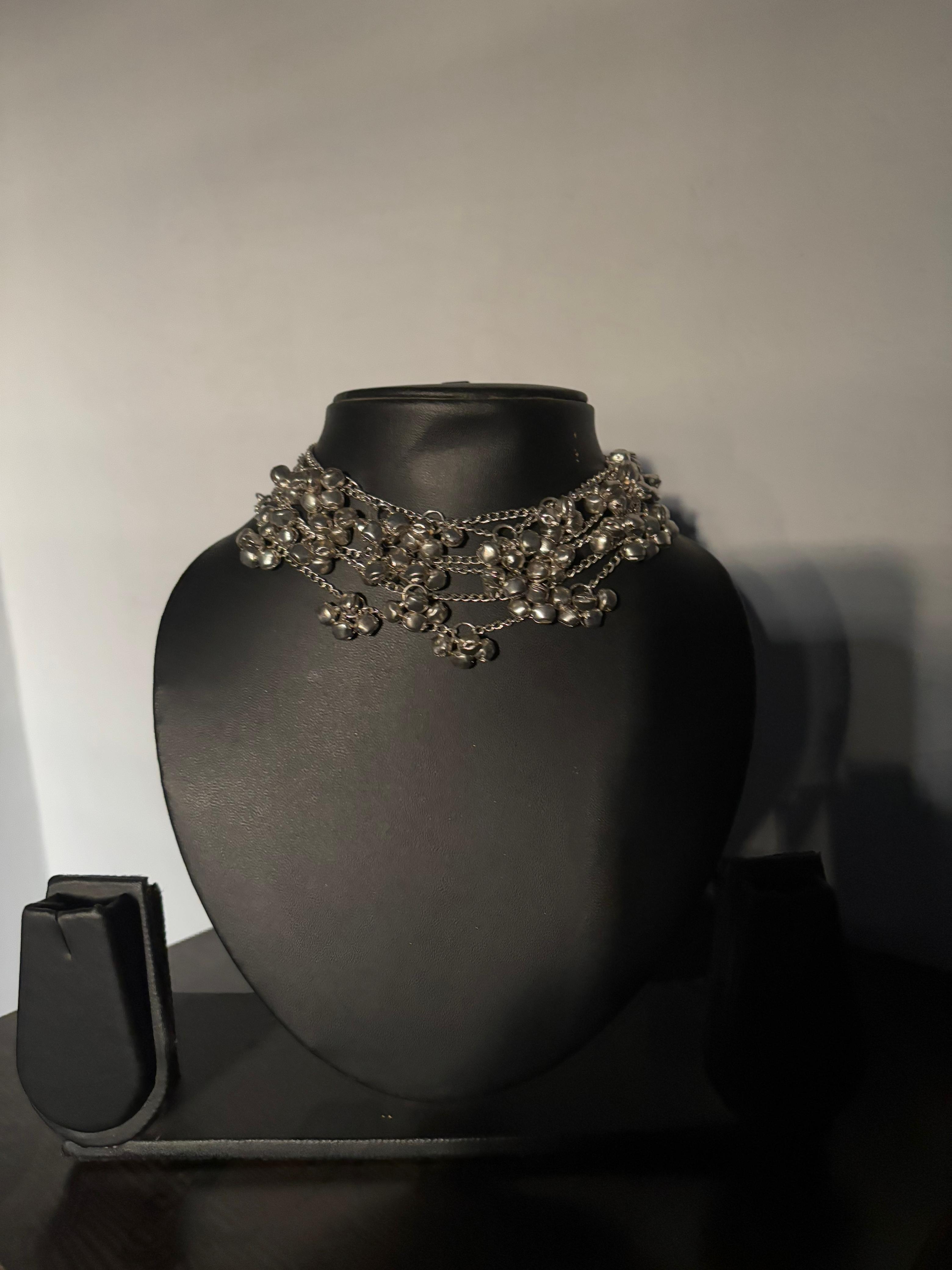 Ghoongroo silver choker 