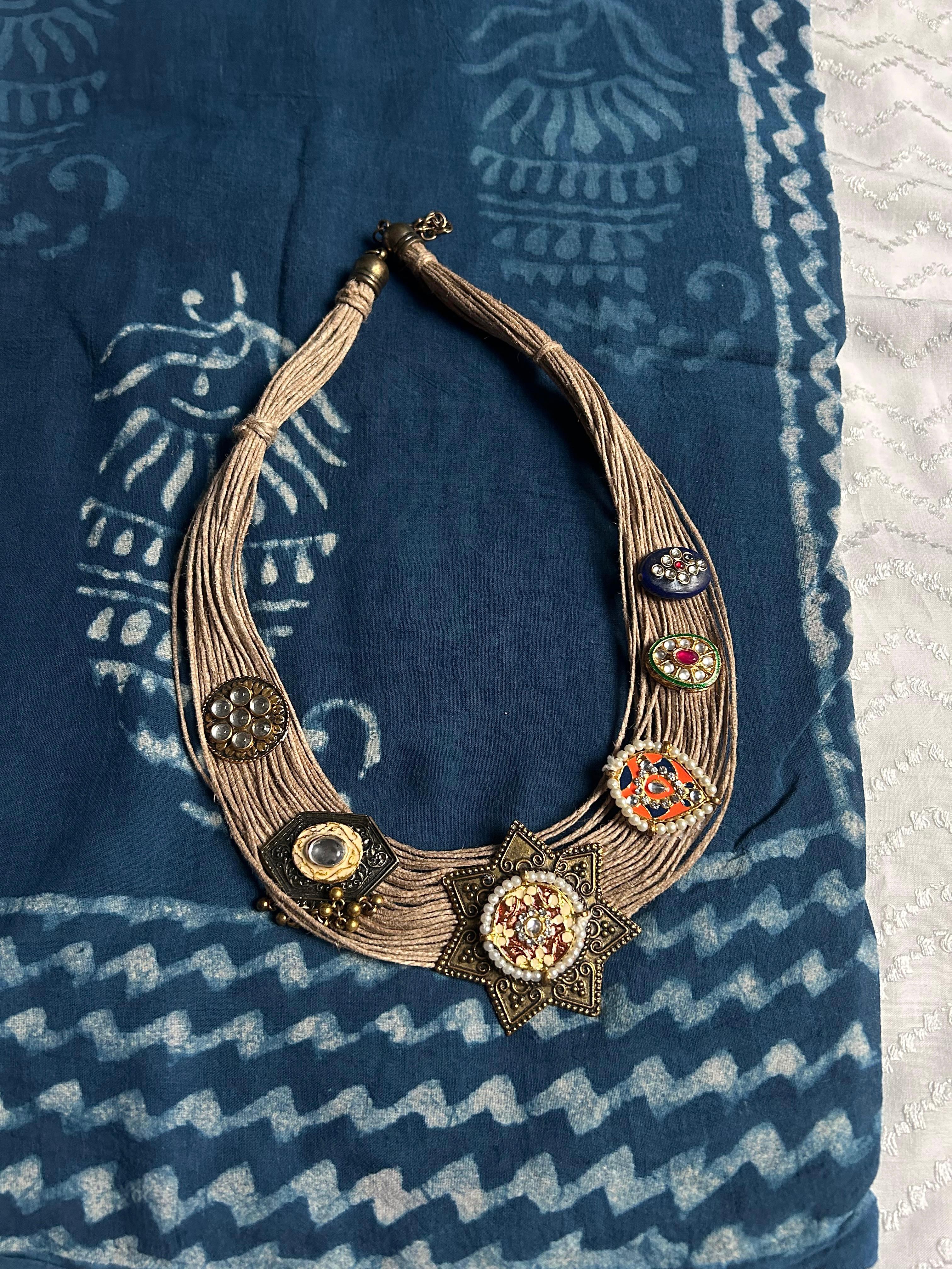 Jute antique necklace